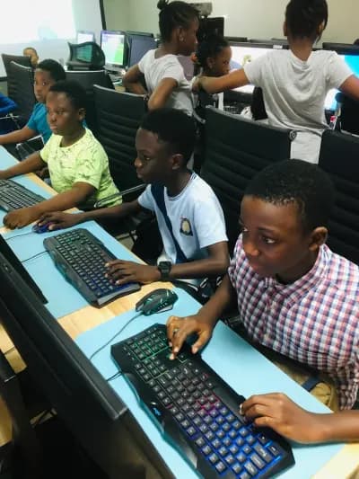 Seven Kids Code Foundation photo 3
